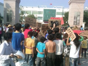 海南抗議4