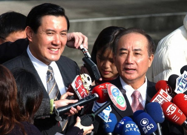 国民党总统马英九与立法院长王金平
