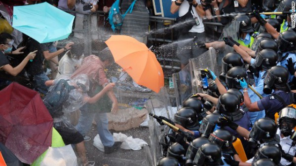 Umbrella revolution: Very useful against pepper spray!