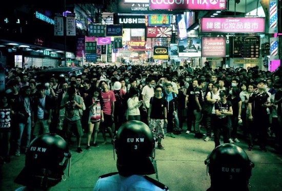 Friday 18 October: Mass mobilisation reclaims Mong Kok for the 'umbrella movement'