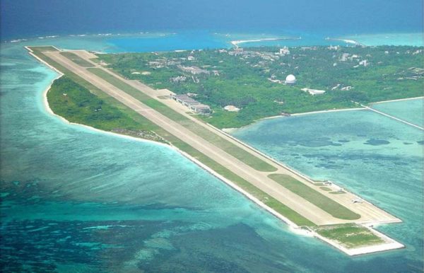 中國控制的南沙群島中的永興島上的飛機跑道